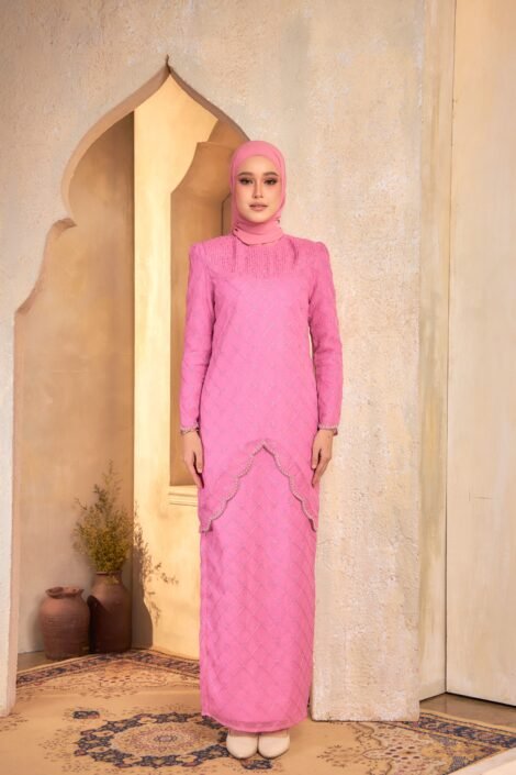 RAISYA PINK